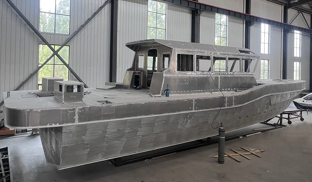 Aluminum Pilot Vessel