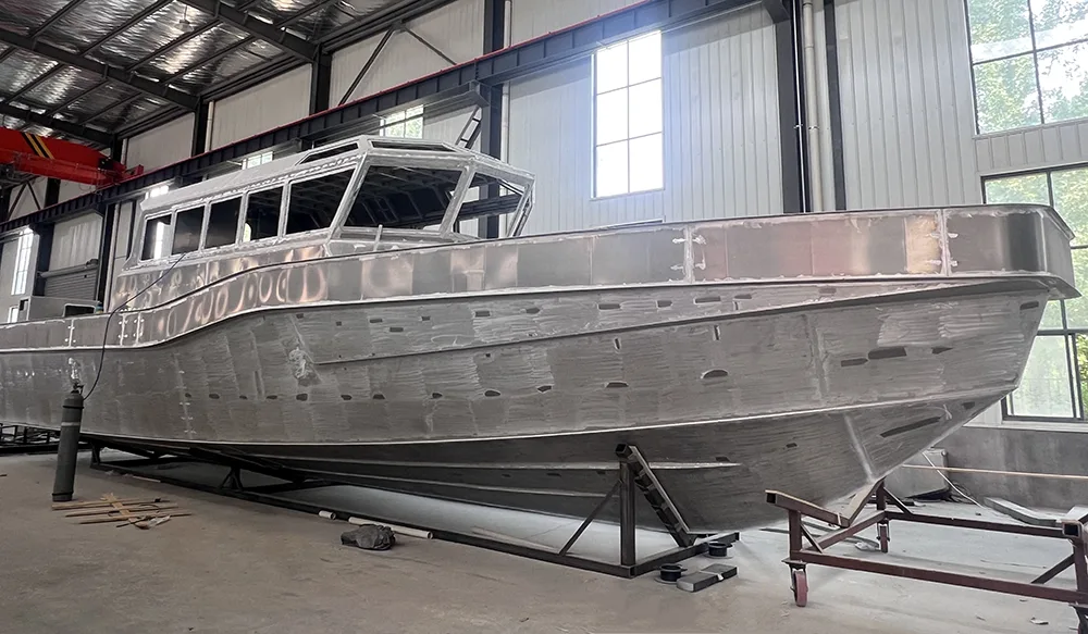 Aluminum Pilot Vessel